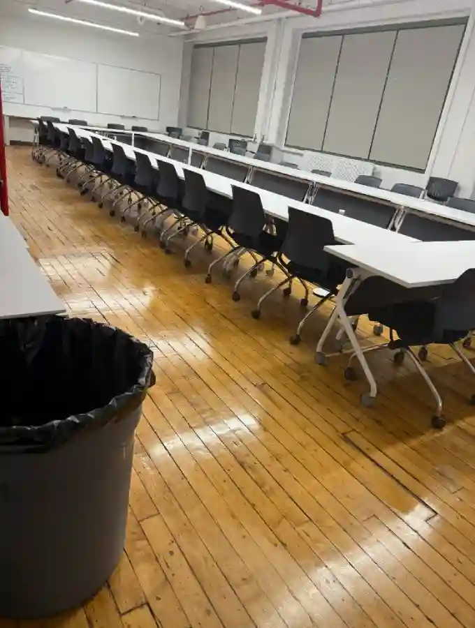 Professional Office Cleaning in Brooklyn, NY Professional Office Cleaning in Brooklyn, NY